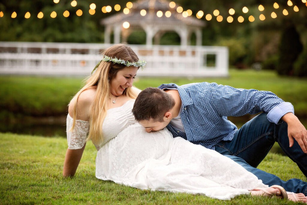 jeanboucherphotographymaternityportraitflowerfieldsuffolkcounty-93_copy